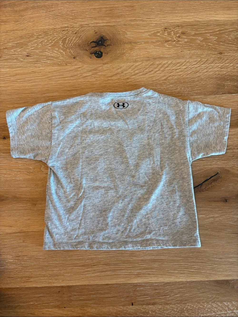 Girls Armour Gray Tee with Purple Floral Logo & Purple Floral Shorts size 6